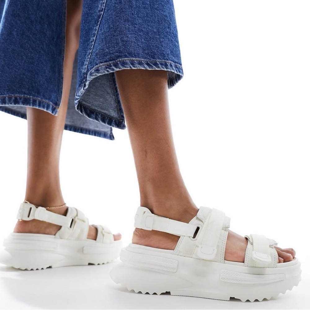 Converse Run Star Hike Utility Platform Sandals